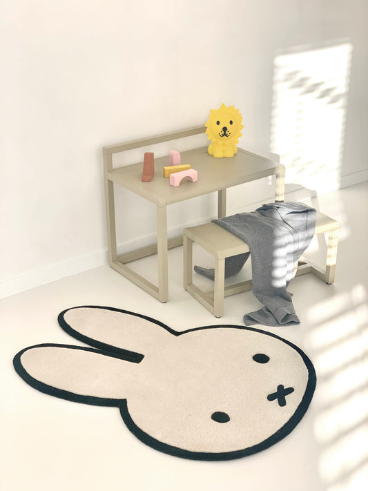 tapis miffy friends miffy maison deux