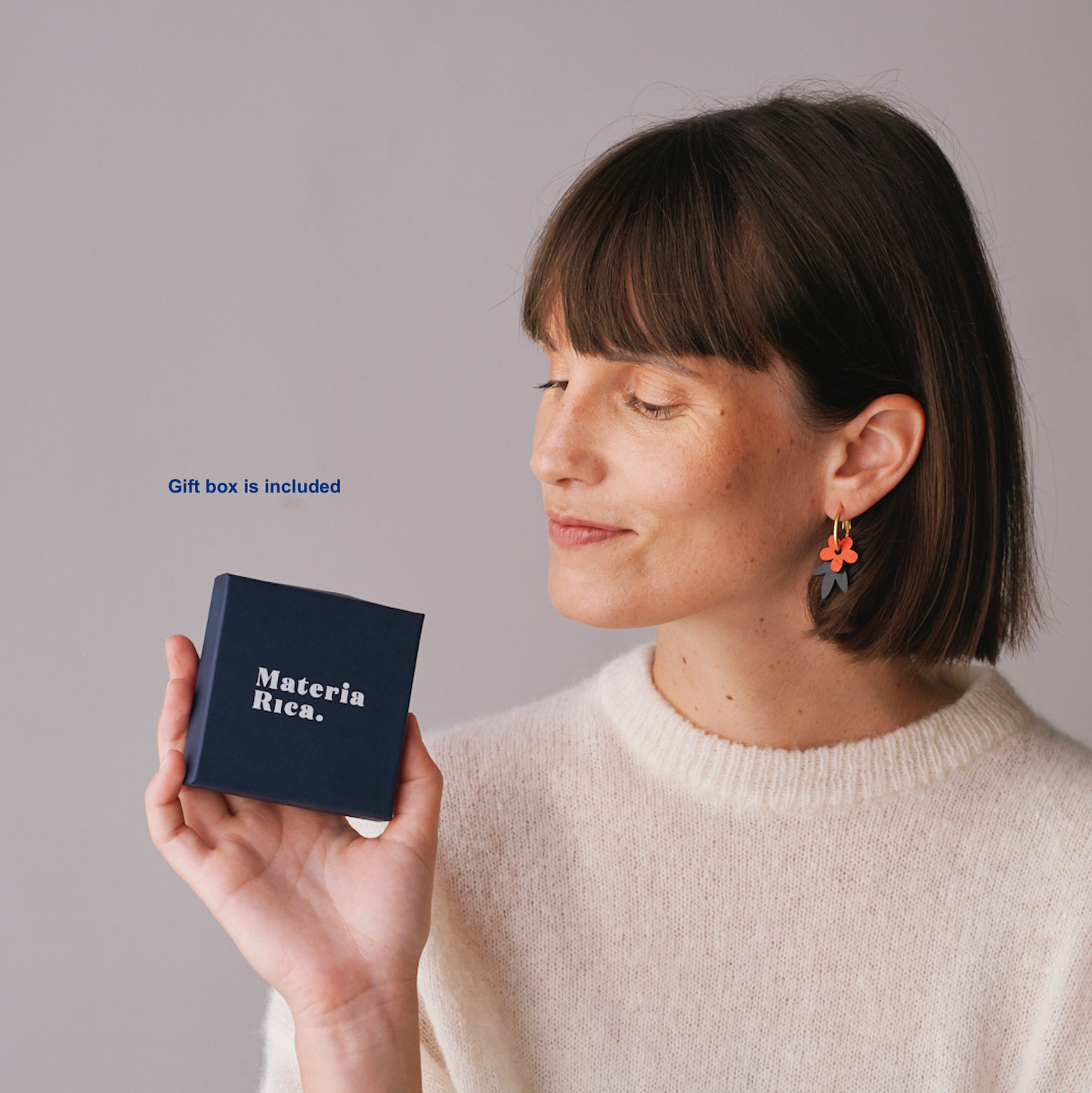 collier chat chanceux en bois materia rica