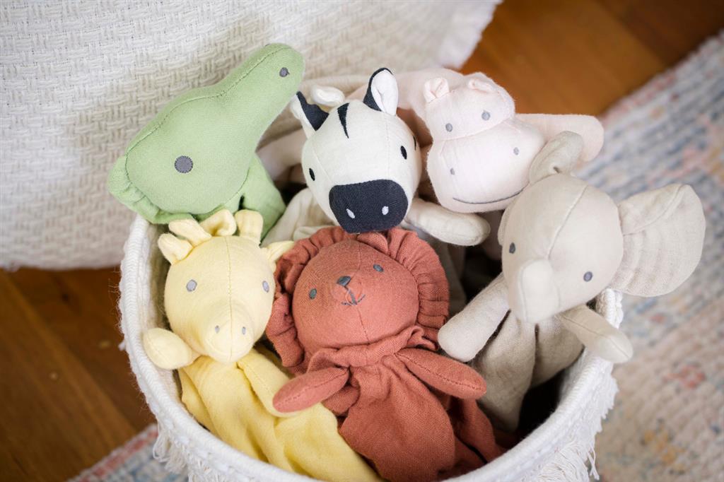 doudou elephant avec support de dentition tikiri