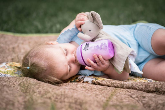 doudou elephant avec support de dentition tikiri