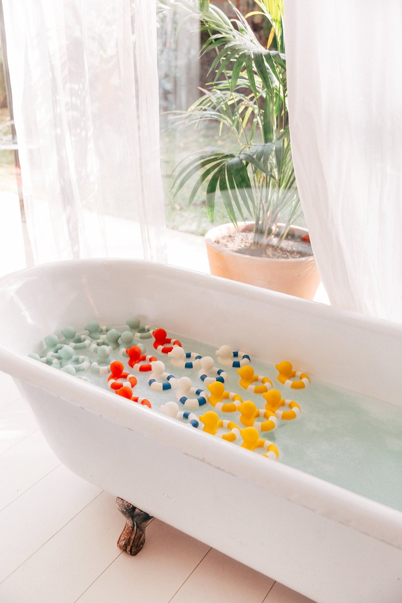 Produit Flo The Floatie Menthe Maison