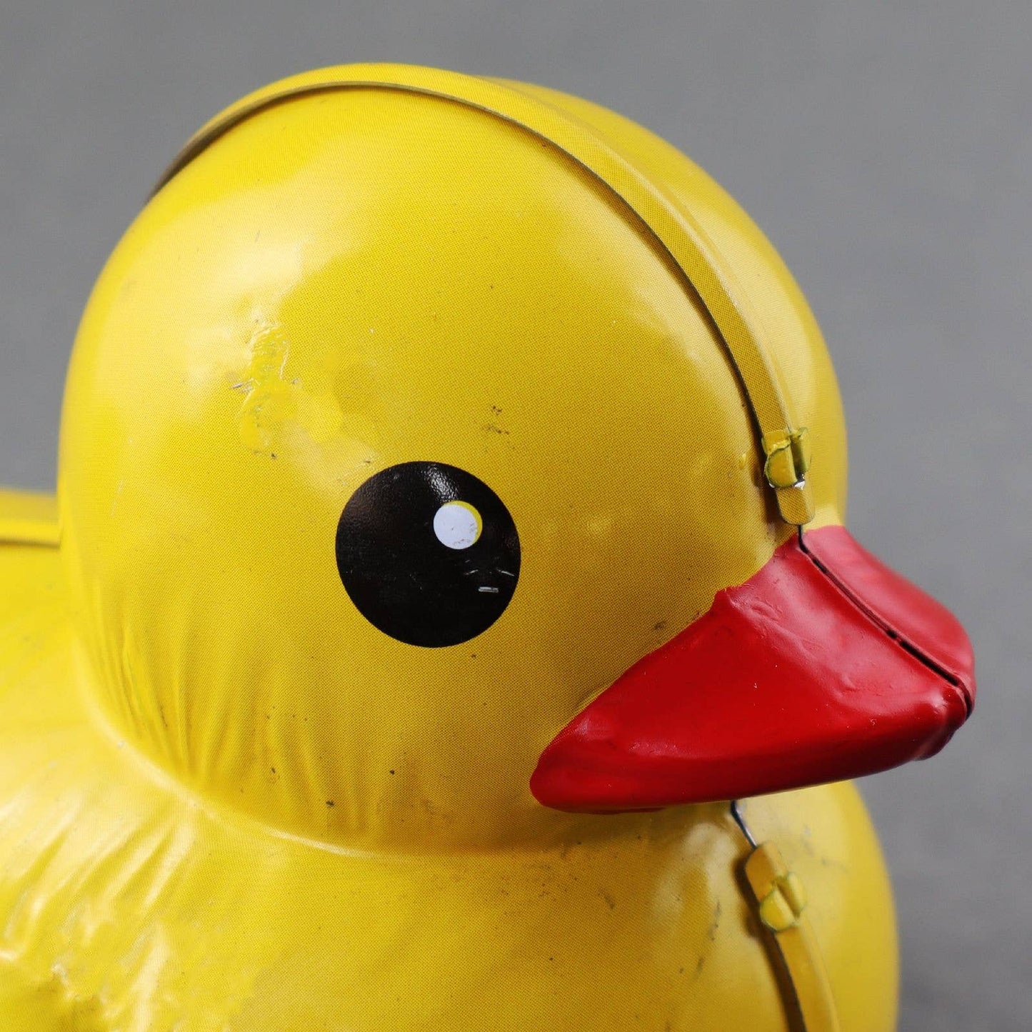 Canard à remonter en étain