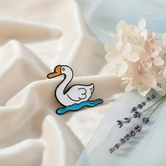 Photo produit - Pin's Canard Blanc sur l’eau