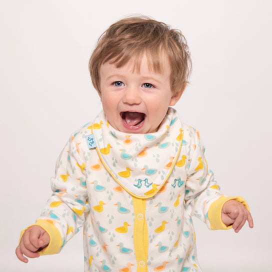 bavoir bandana bebe petits canards luca and rosa 5060838830113 5060838830113