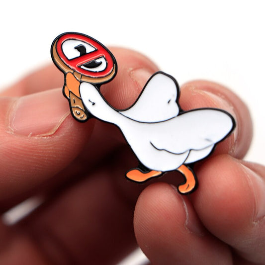 pins canard blanc avec panneau cdb