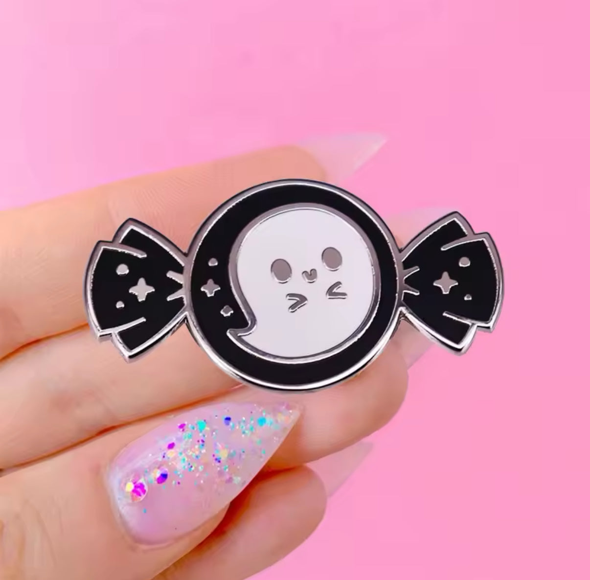 pins bonbon fantome