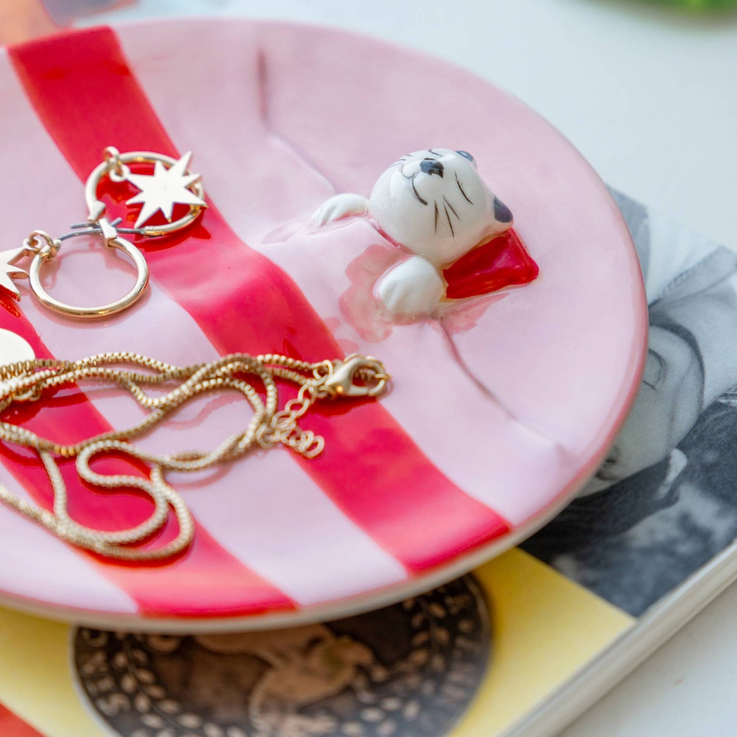 Plateau à Bijoux Rose Rêveur Chat Helio Ferretti Vue 1