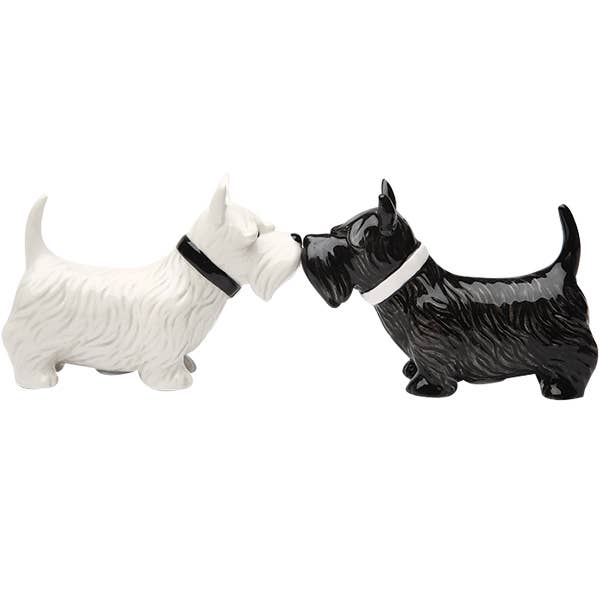 Sel et poivre Scottish Terrier