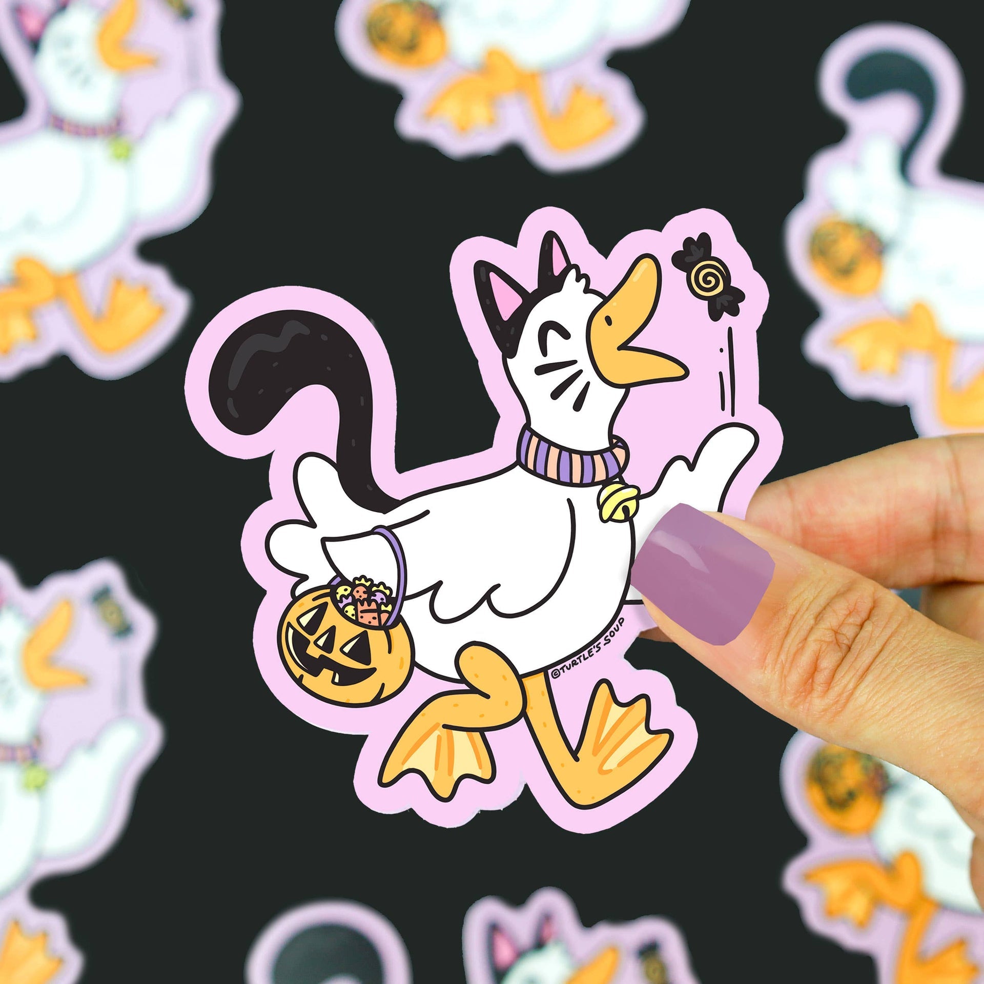 Ente im Katzen-Halloweenkostüm Sticker