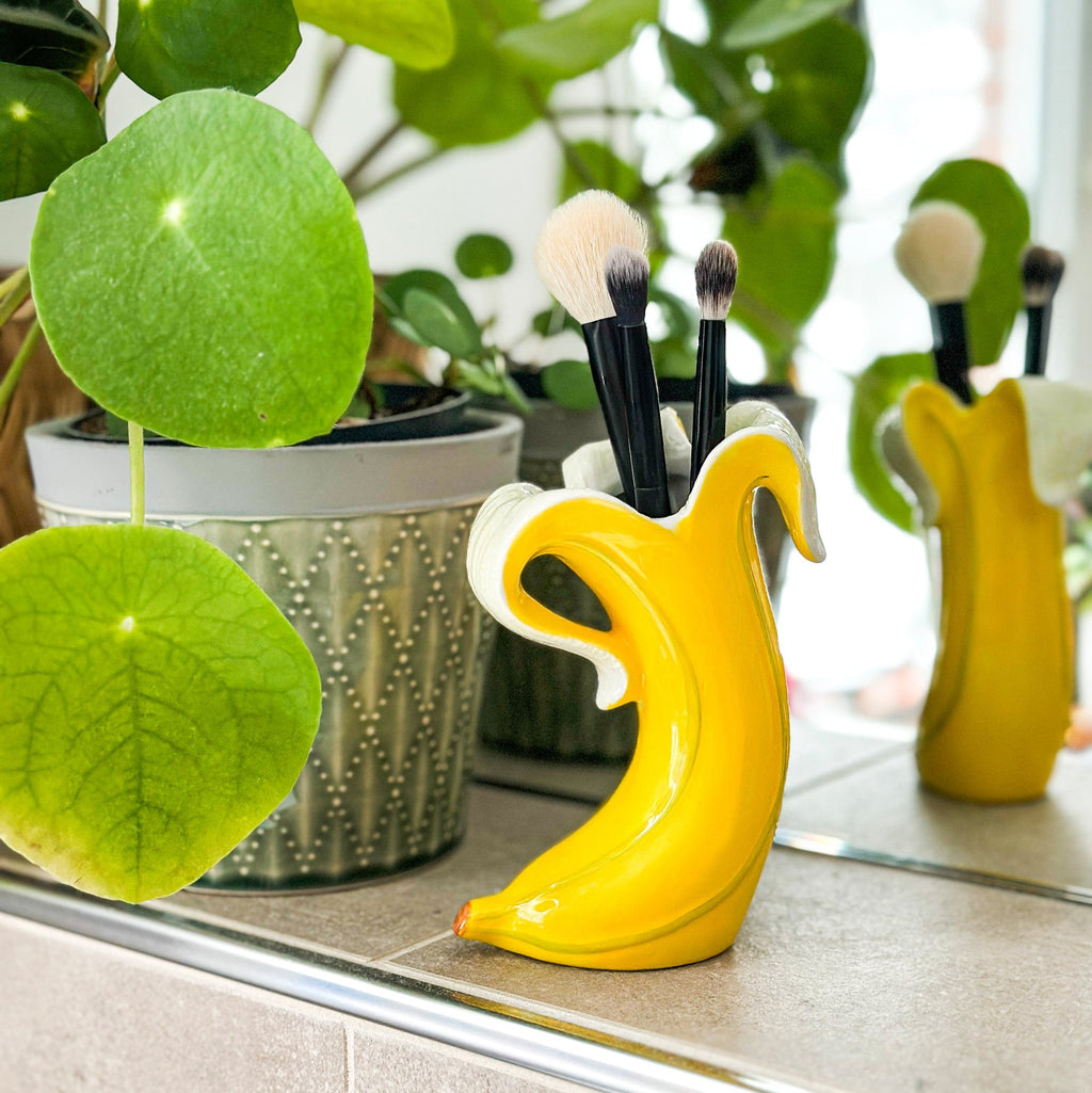 Mise en situation : Petit Vase Banana Romance – Donkey Products