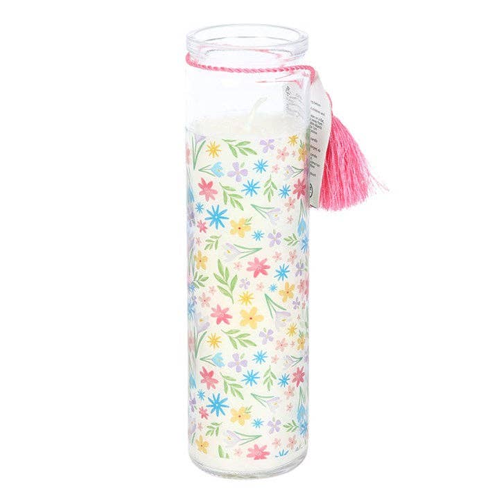 Duftkerze „Frische Leinenfarbe“ mit frühlingshaftem Blumenmuster