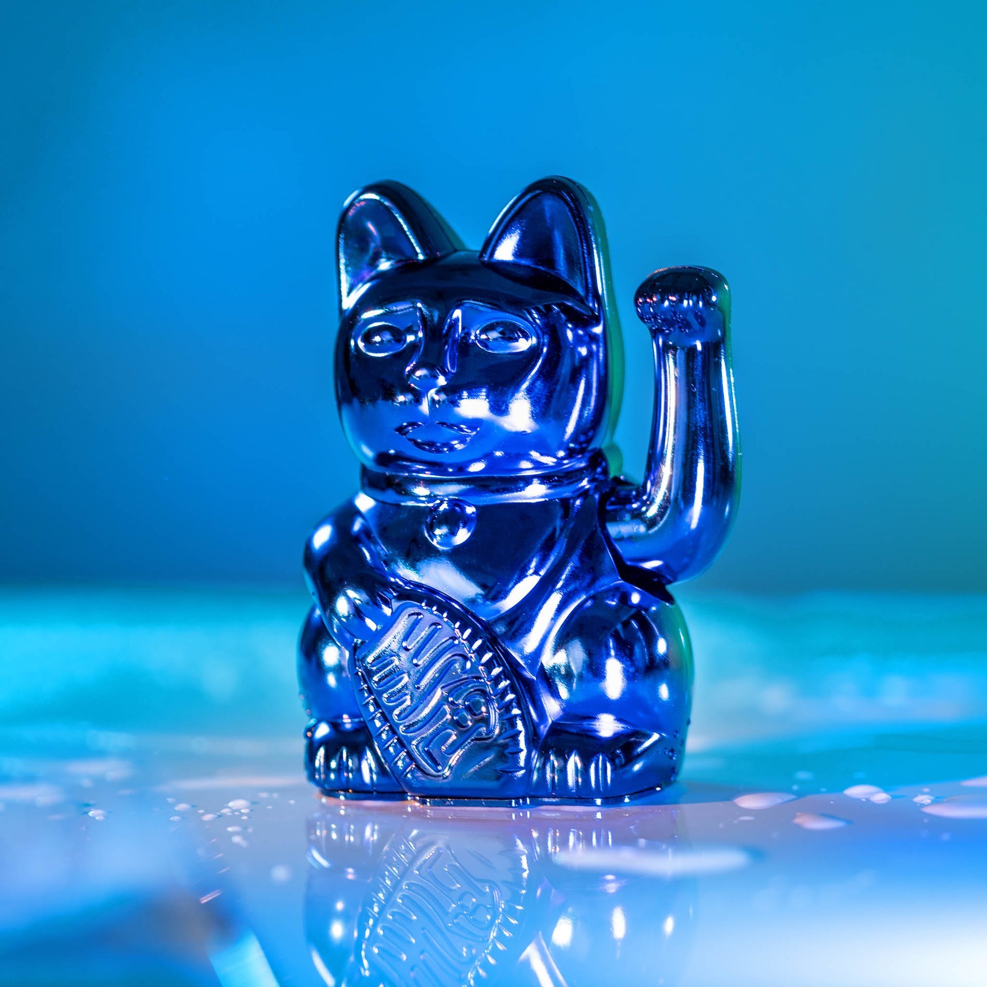 Chat Chanceux Bleu Brillant - Cosmic Edition Terre