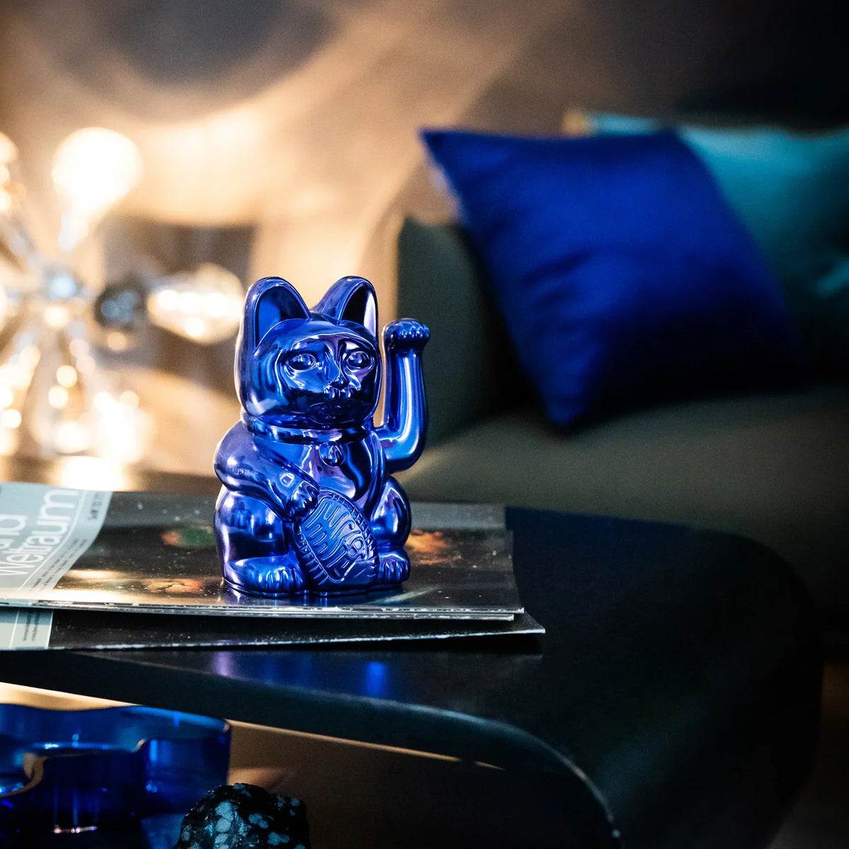 Chat Chanceux Bleu Brillant - Cosmic Edition