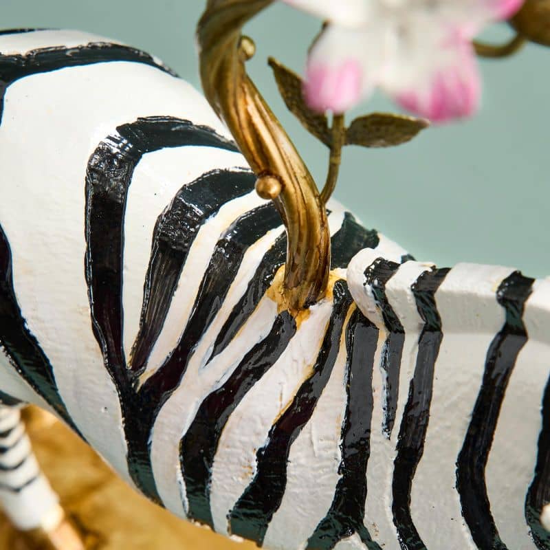 Kronleuchter „Zebra“; Poly/Metall; 27 x 9 x 45 cm