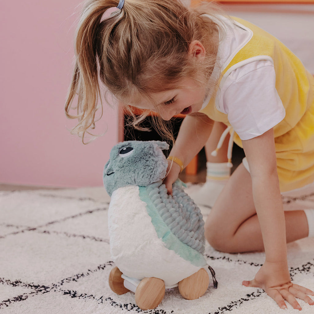 Peluche escargot Speedou maman et son bébé vert menthe – Les Ptipotos – vue 2