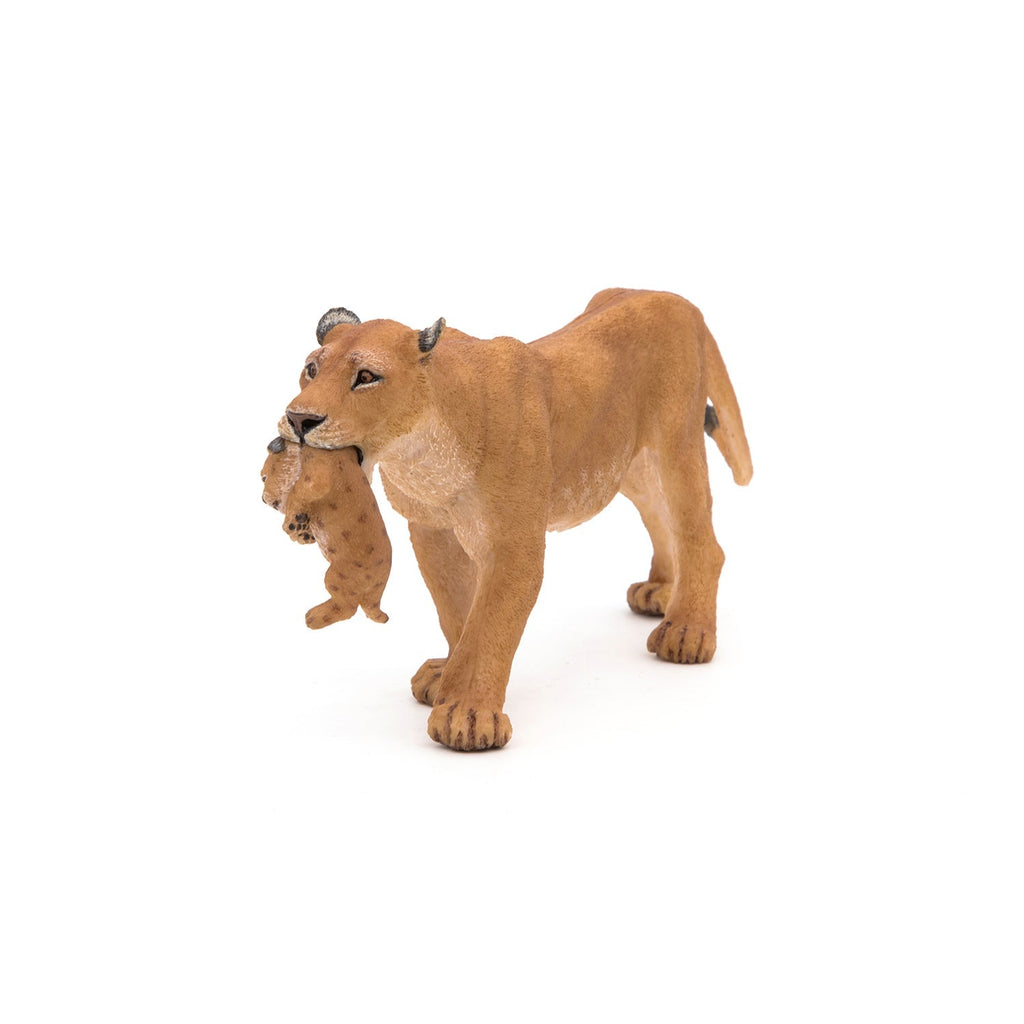 Figurine Lionne avec lionceau Papo - animal sauvage