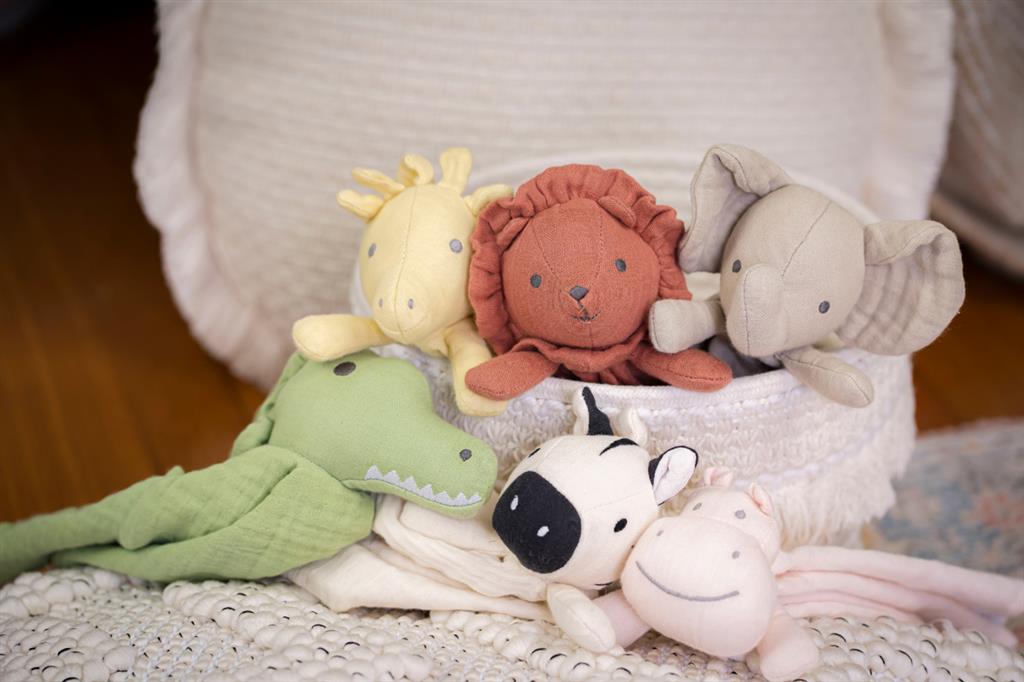 doudou elephant avec support de dentition tikiri 