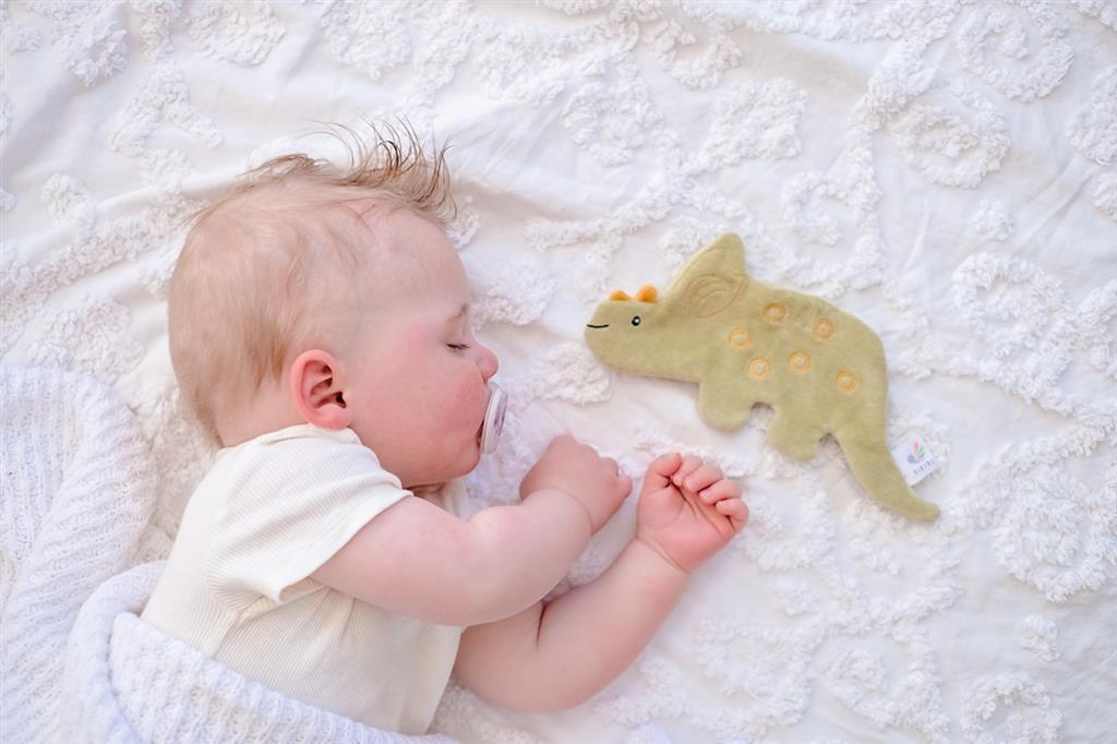 jouet a froisser doudou dinausore triceratops tikiri 