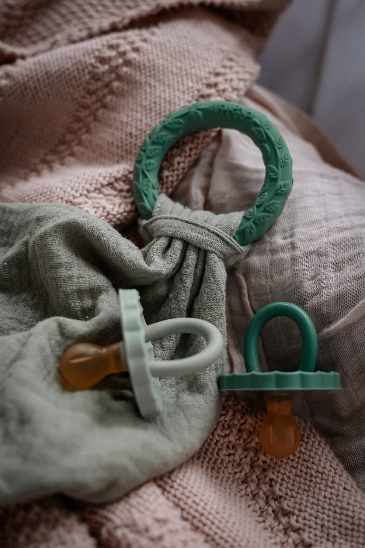 Doudou avec anneau de dentition Vert Natruba – vue produit 4