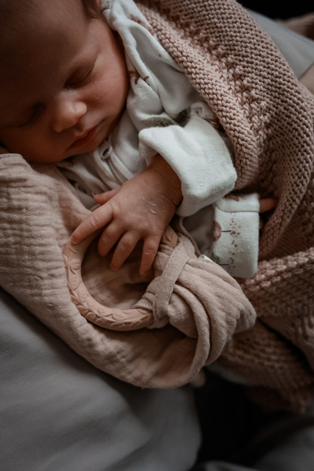 Doudou avec anneau de dentition Crème Natruba – vue produit 3