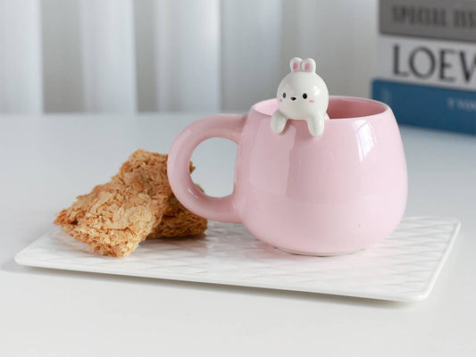 Tasse mit Hasenfigur