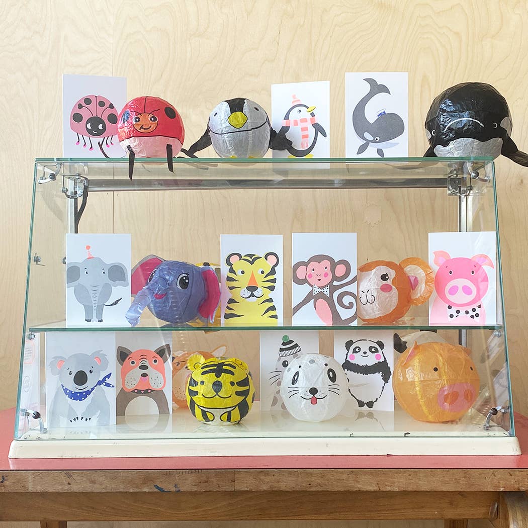 carte avec ballon japonais en papier phoque petra boase ltd 