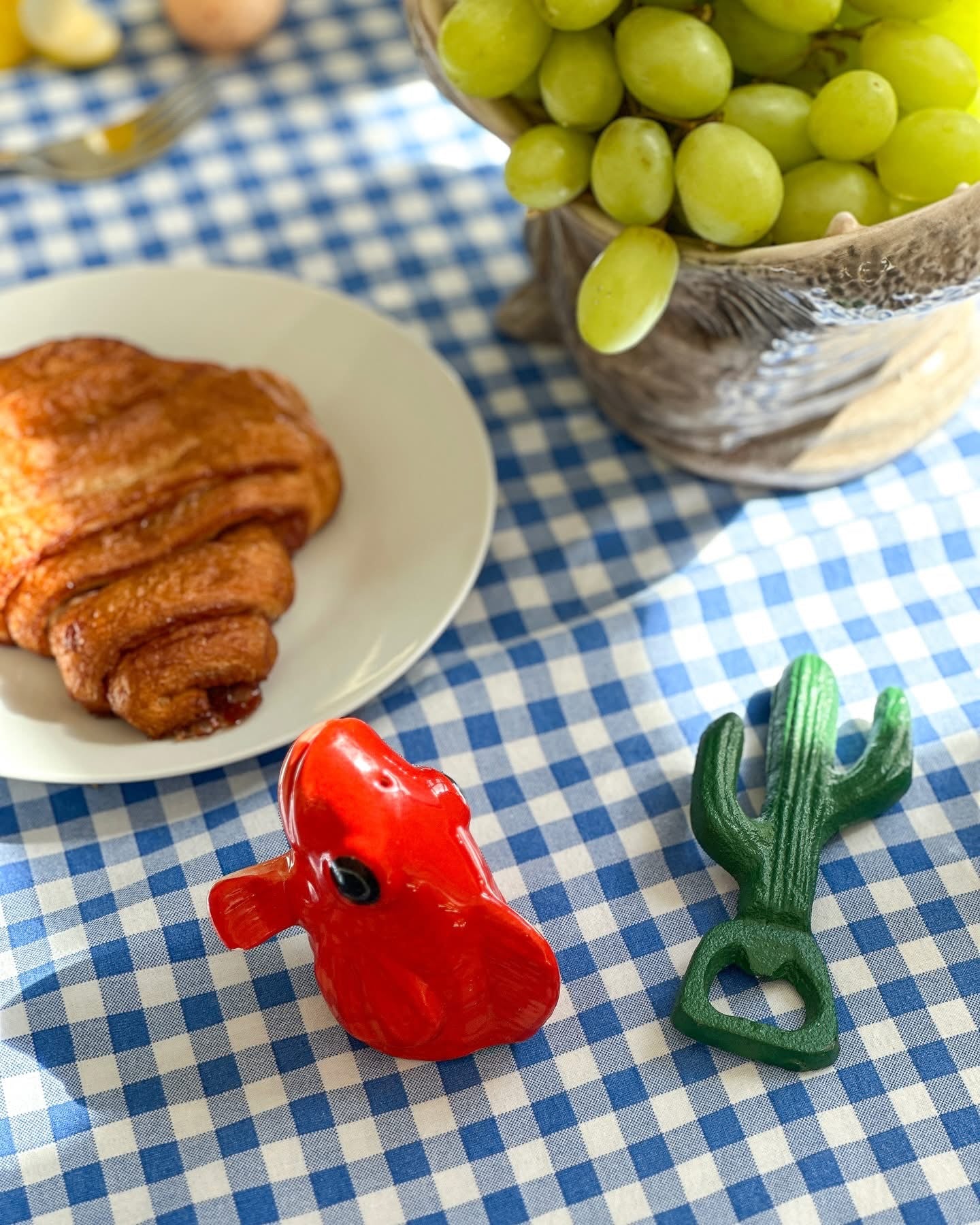 Roter Fisch mit Salz und Pfeffer