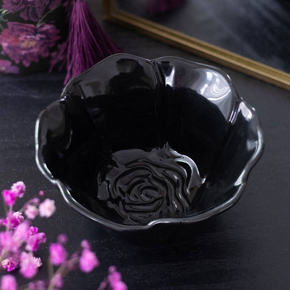 Schmuckschale mit schwarzer Rose