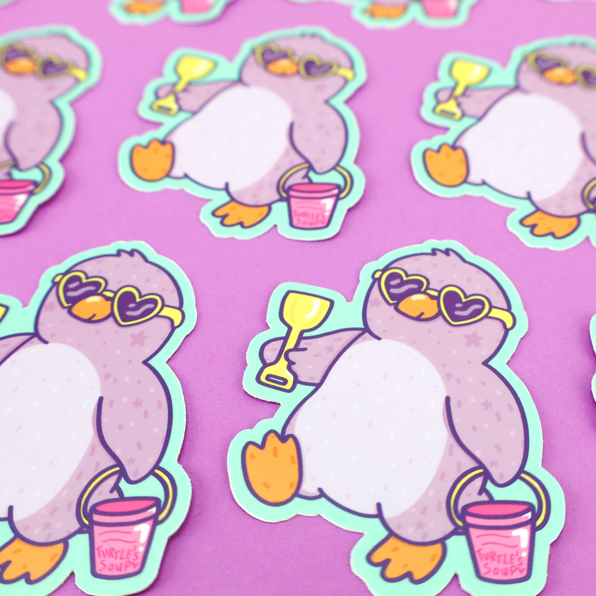 Pinguin am Strand Sticker