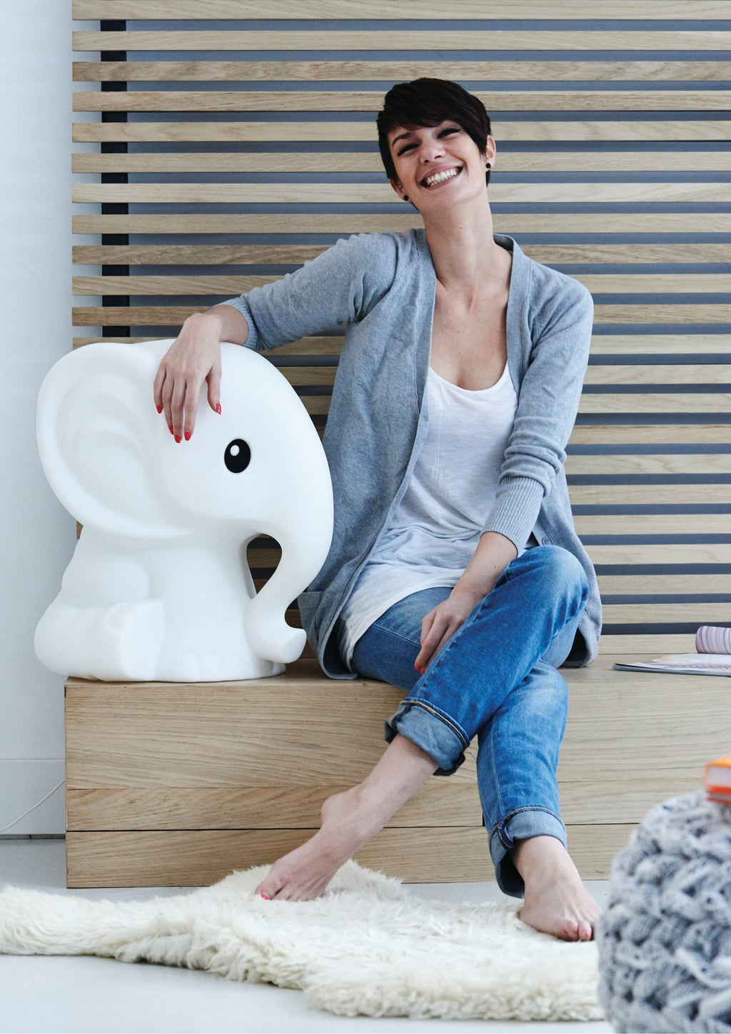 Lampe Anana éléphant Mr Maria, photographie de mise en situation, éteinte