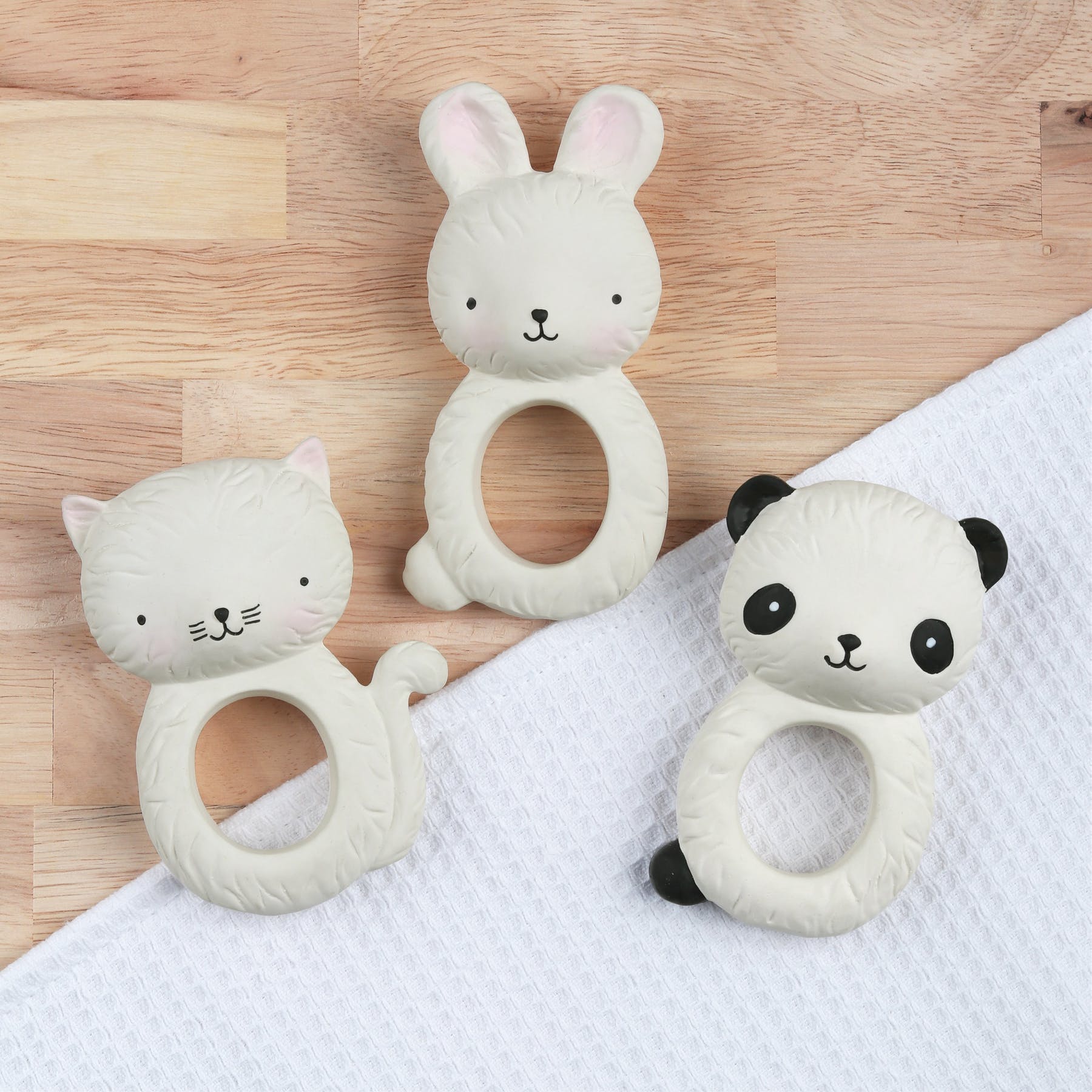 Anneau de dentition Panda – vue 4 – A Little Lovely Company