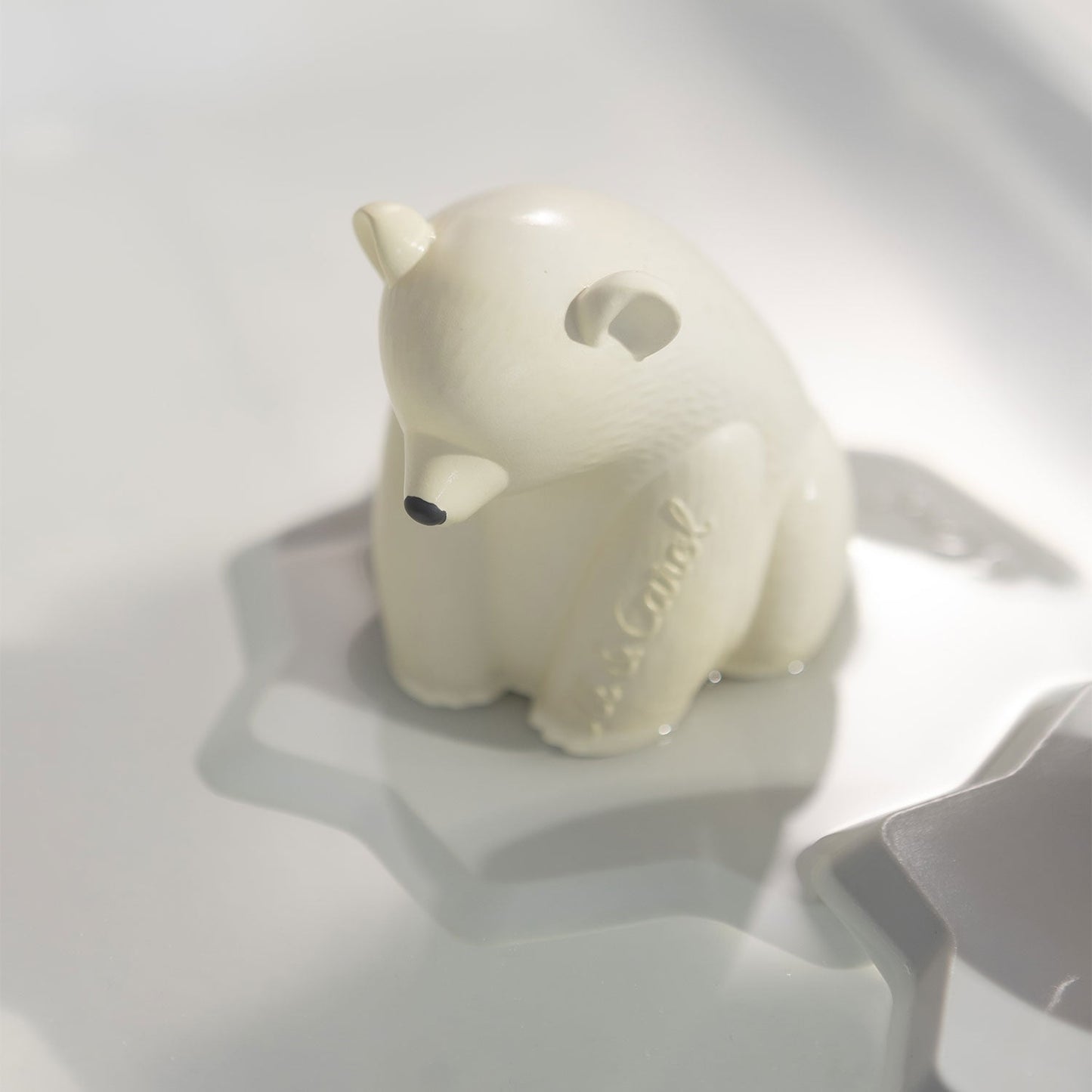 Ours polaire – Jouet de bain bébé – vue produit 2