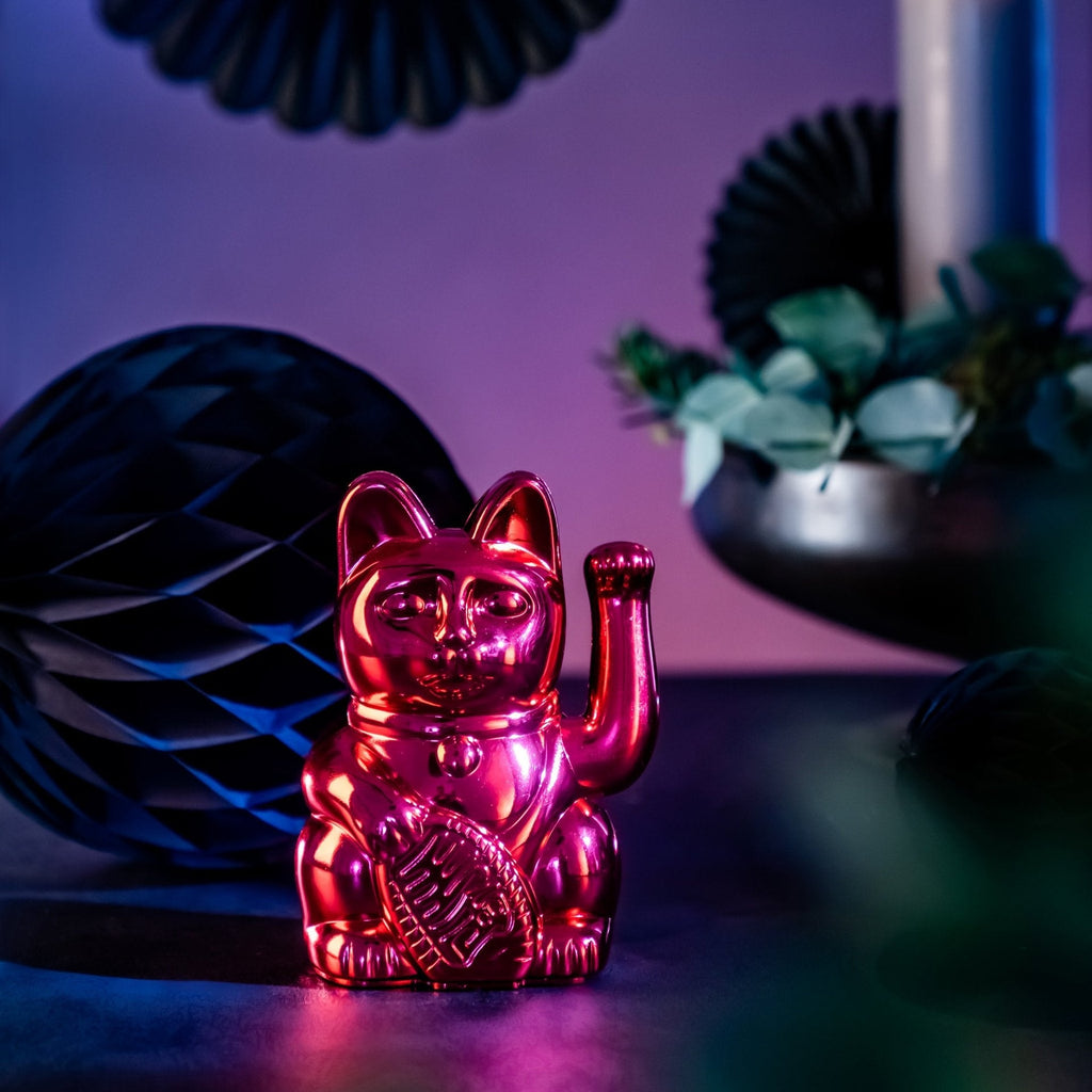 Chat Chanceux Rouge Brillant