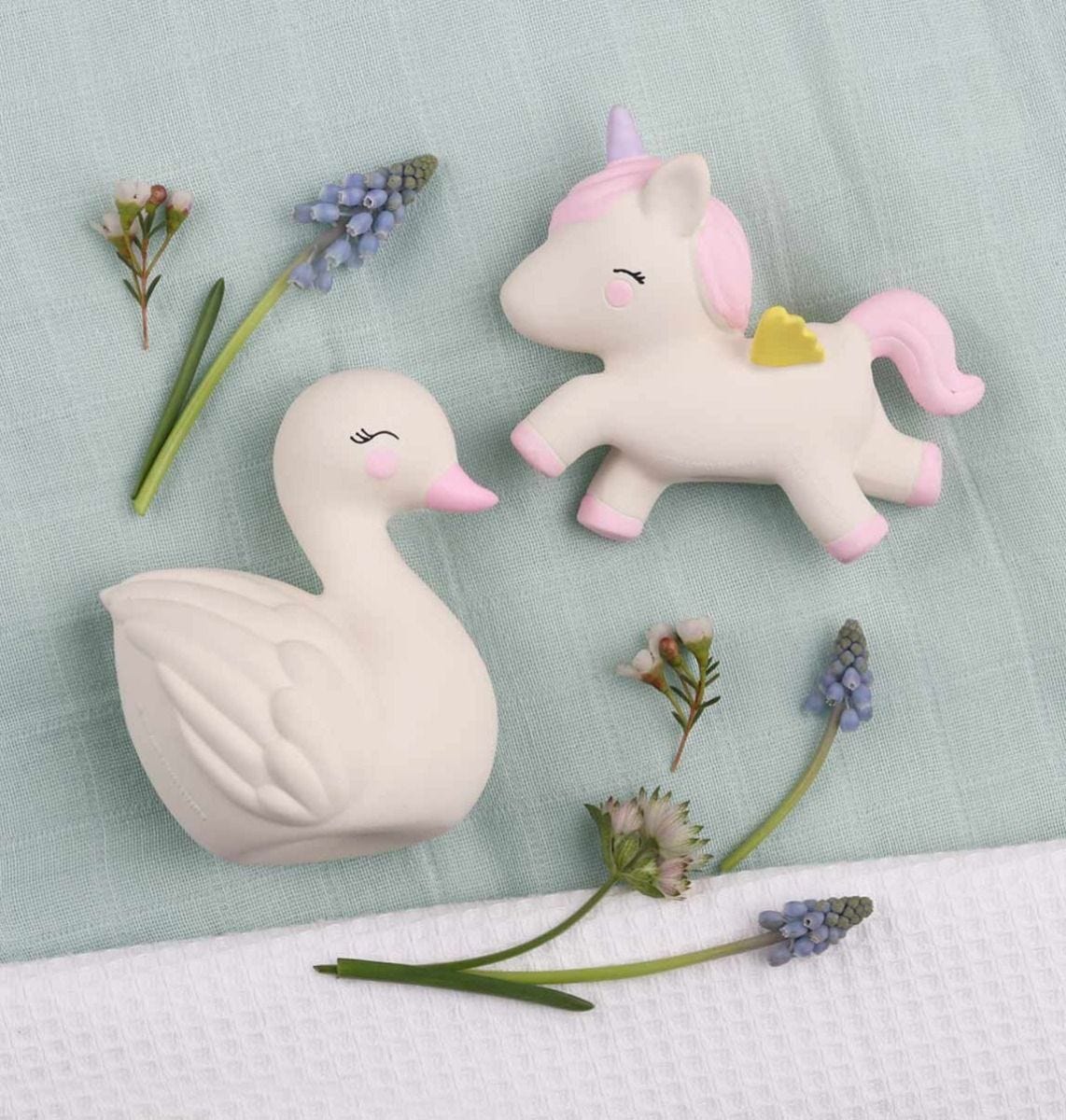 Anneau de dentition licorne – vue 4 – A Little Lovely Company