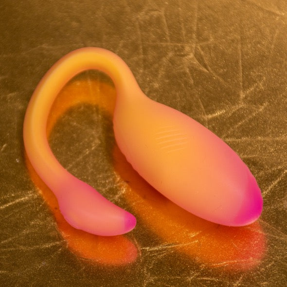 flamingo max vibrating bullet orange magic motion 