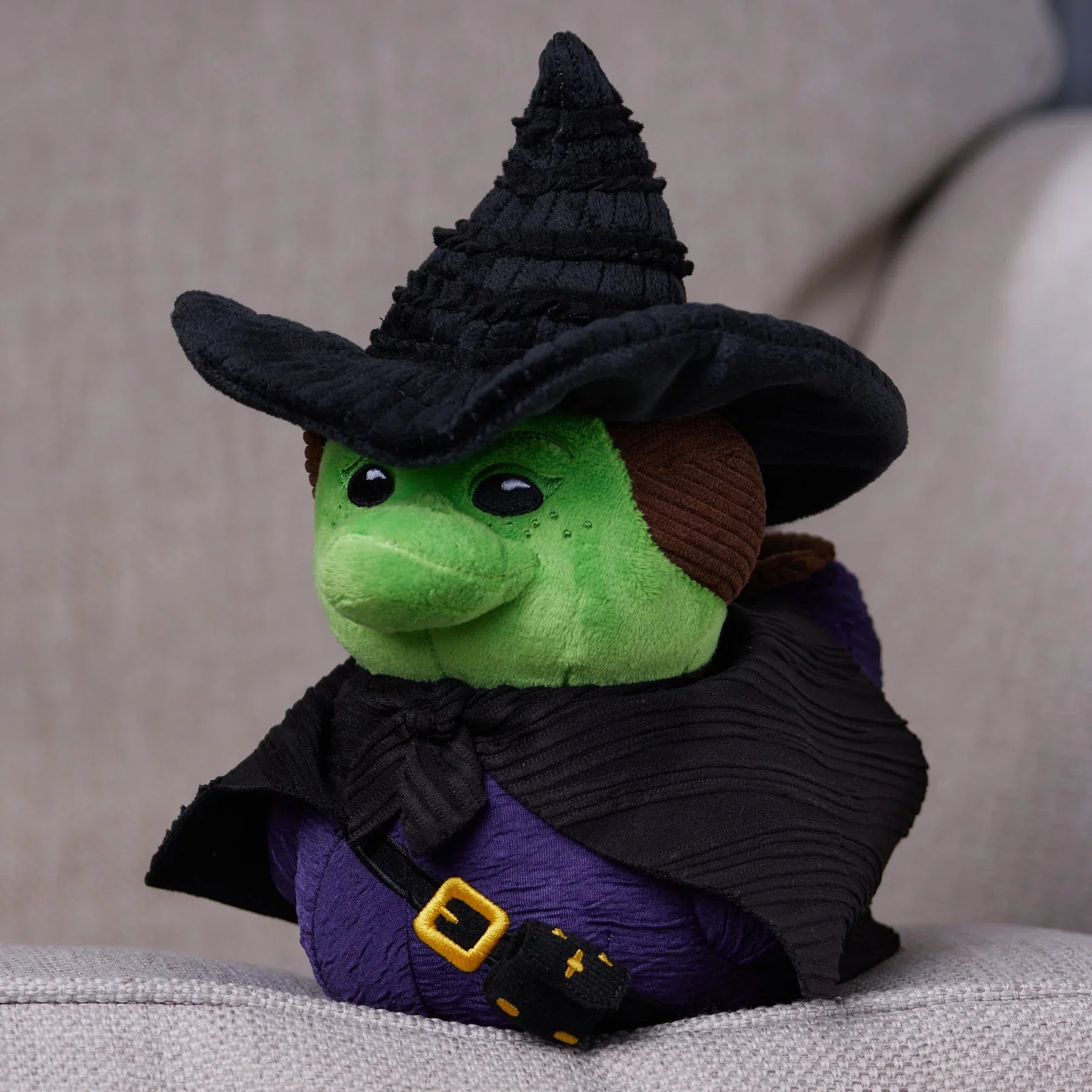 Canard Wicked: Elphaba TUBBZ (Plushie) - vue 3