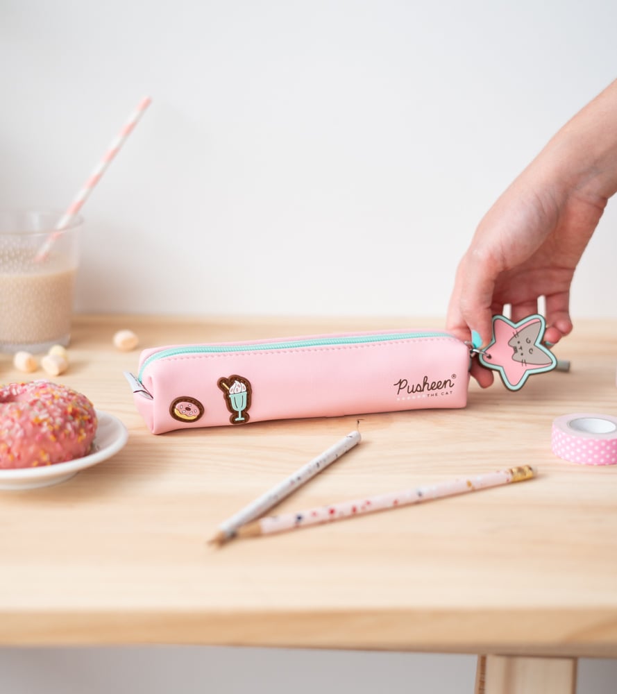 Trousse Carrée Pusheen - Rose Collection