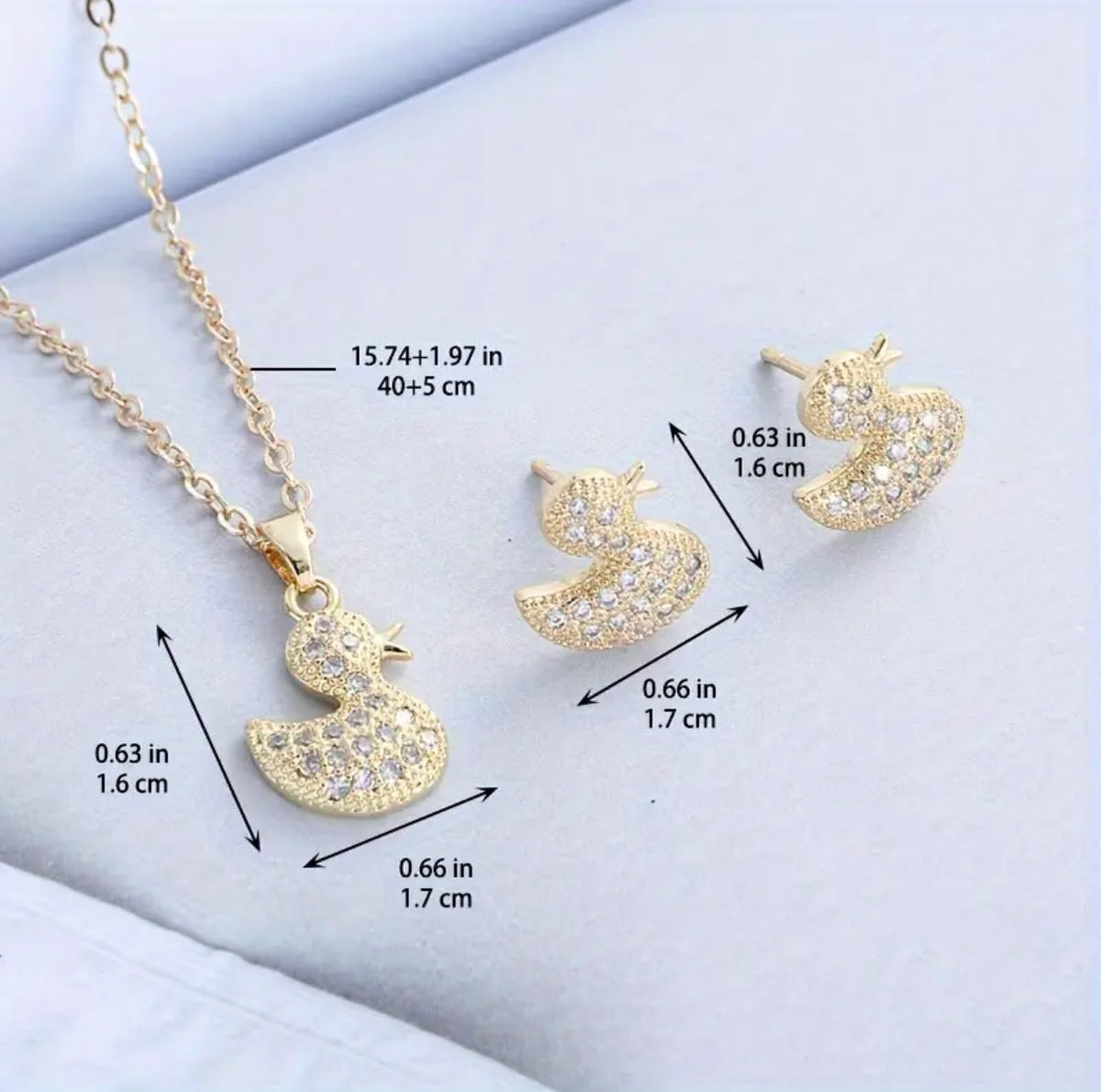 ensemble assorti collier avec pendentif et boucles d oreilles canard 