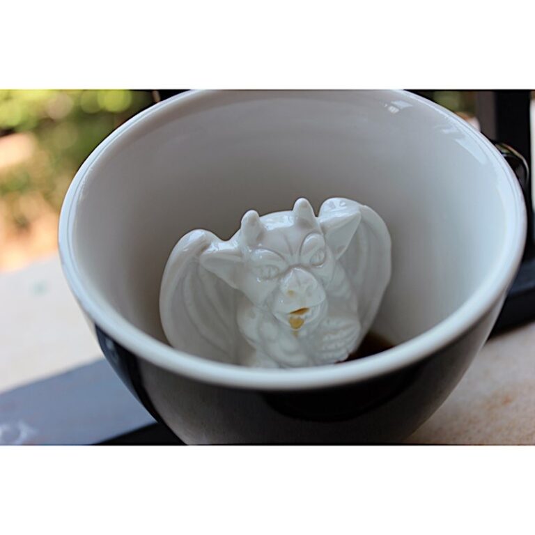 3D Creepy cups mug 
