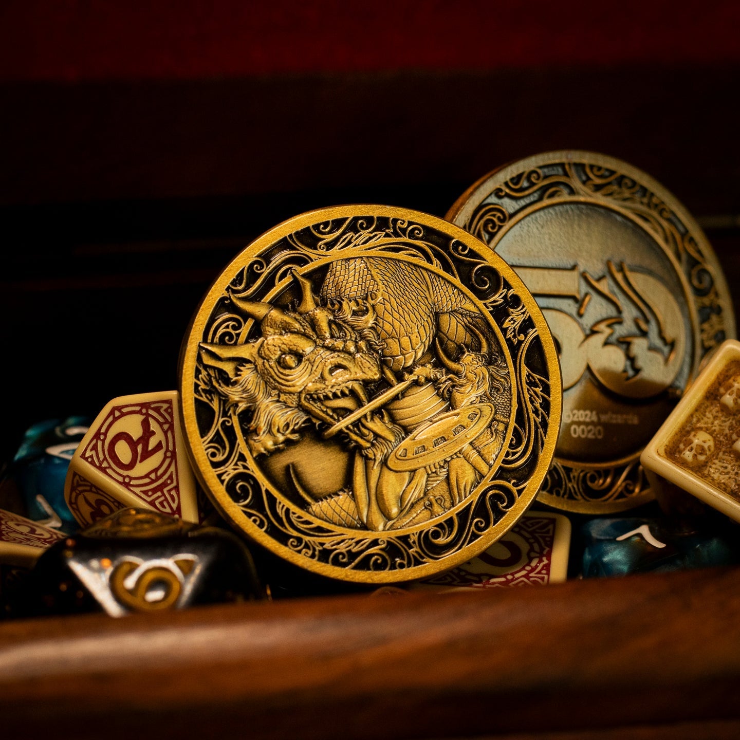 Pièce collector Dungeons & Dragons - 50th Anniversary Antique GoldPPièce collector Dungeons & Dragons - 50th Anniversary Antique GoldiPièce collector Dungeons & Dragons - 50th Anniversary Antique GoldèPièce collector Dungeons & Dragons - 50th Anniversary Antique GoldcPièce collector Dungeons & Dragons - 50th Anniversary Antique GoldePièce collector Dungeons & Dragons - 50th Anniversary Antique Gold Pièce collector Dungeons & Dragons - 50th Anniversary Antique GoldcPièce collector Dungeons & Dragons - 50th A