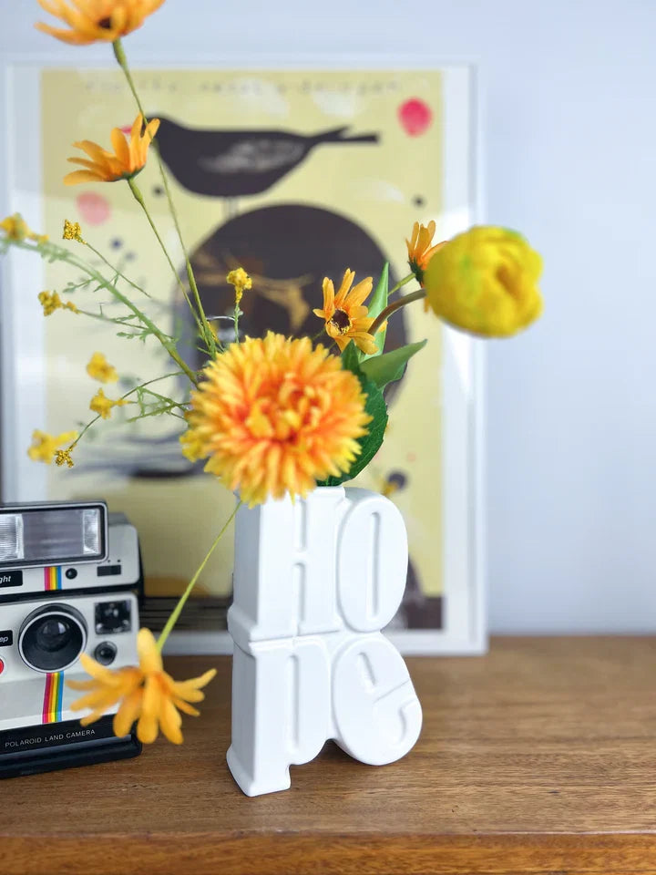 vase hope bitten