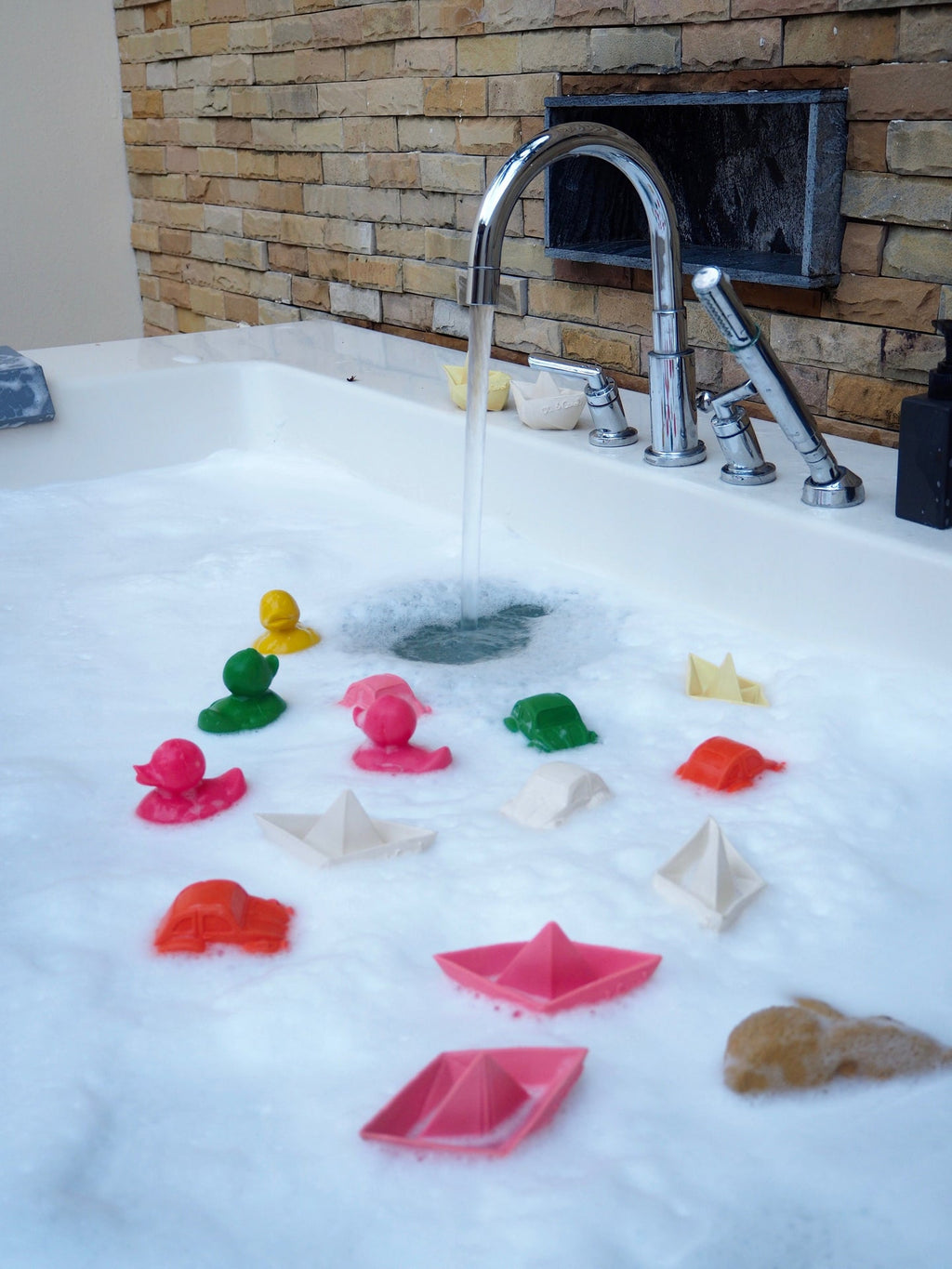 Elvis le Canard Jaune – Jouet de bain et dentition bébé – vue produit 11