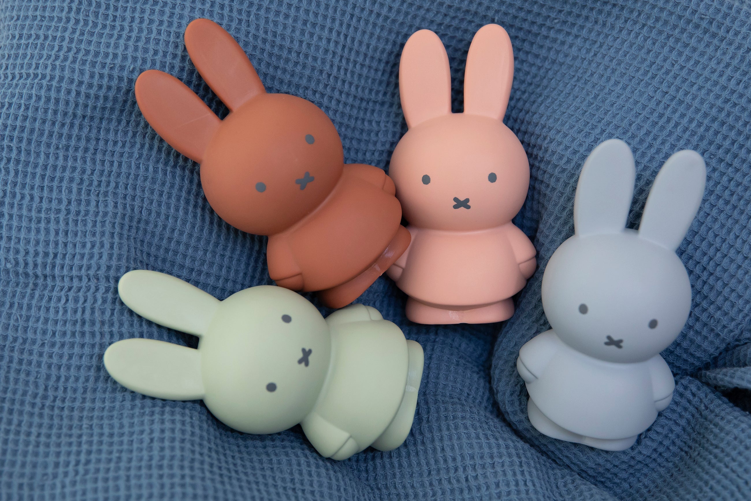 Miffy Hasen-Spardose Warme Edition S