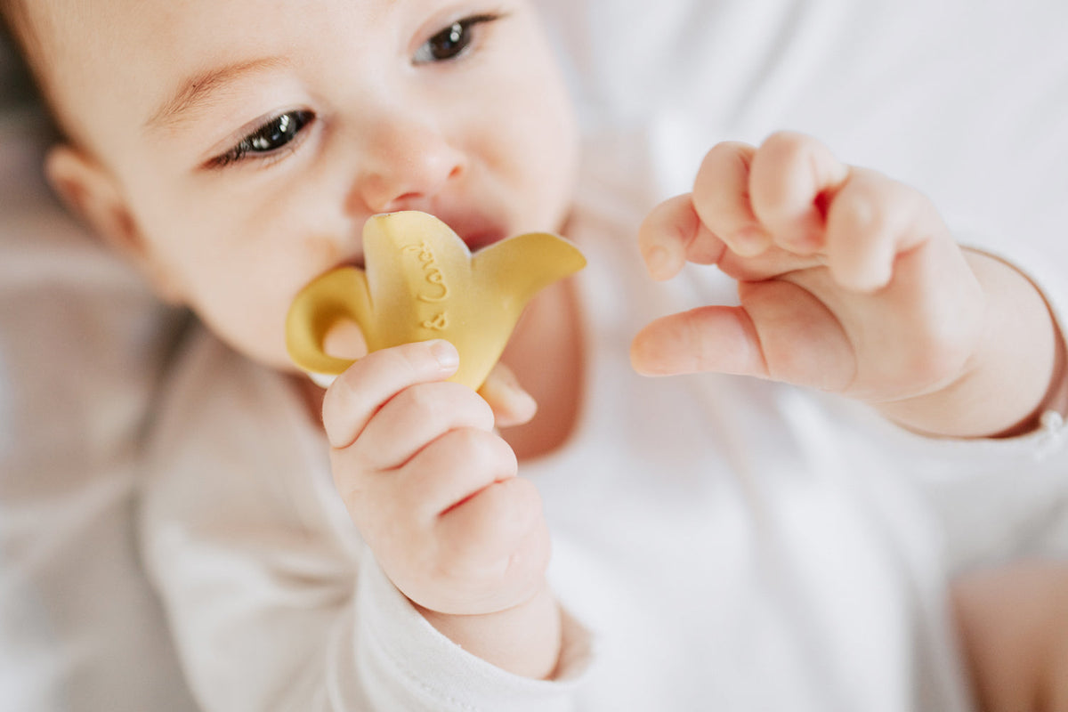 Anita la Banane – Jouet de bain et dentition bébé – vue produit 4
