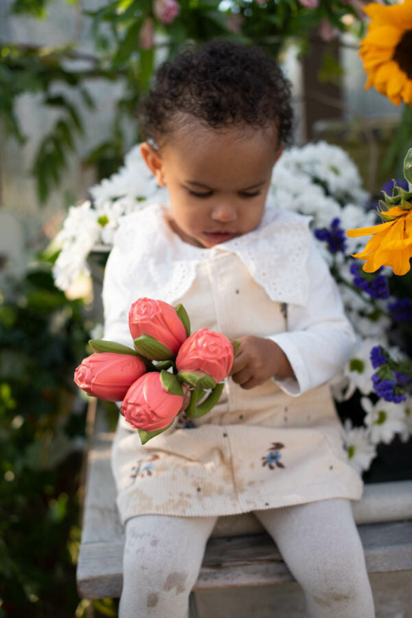 Théo la Tulipe – Jouet de bain et dentition bébé – vue produit 6