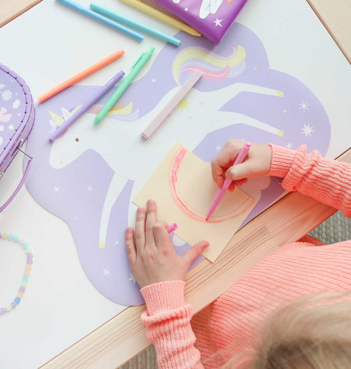 Set de table enfant - Licorne bondissante – vue 4 – A Little Lovely Company