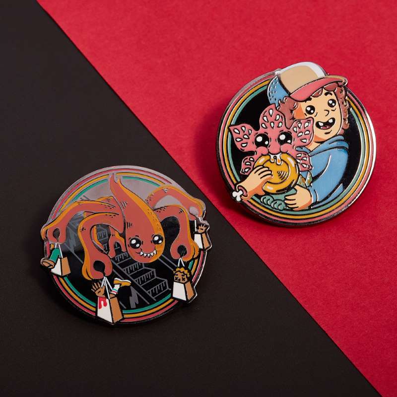 Pin's Stranger Things Dustin & Monde à l'envers – Pin Kings Numskull