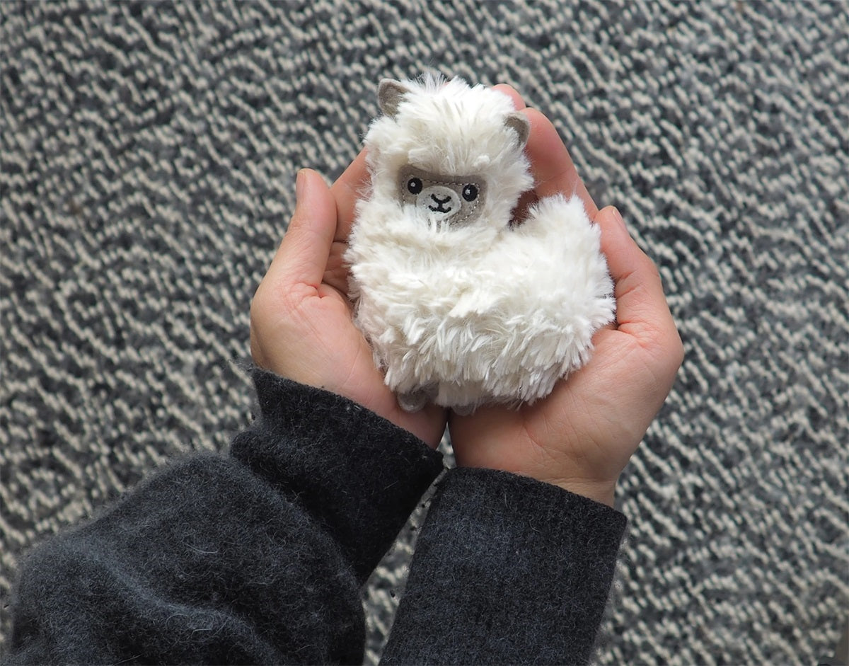 Pocket Pal Fluffy Lama Bitten CoinCaillerie