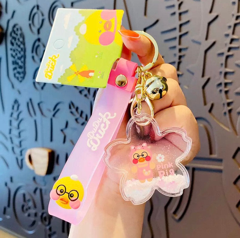 Breloczek na butelkę z kaczą świnią