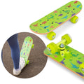 SKATEBOARD DINOSAURE AVEC ROUES CLIGNOTANTES 17 POUCES
